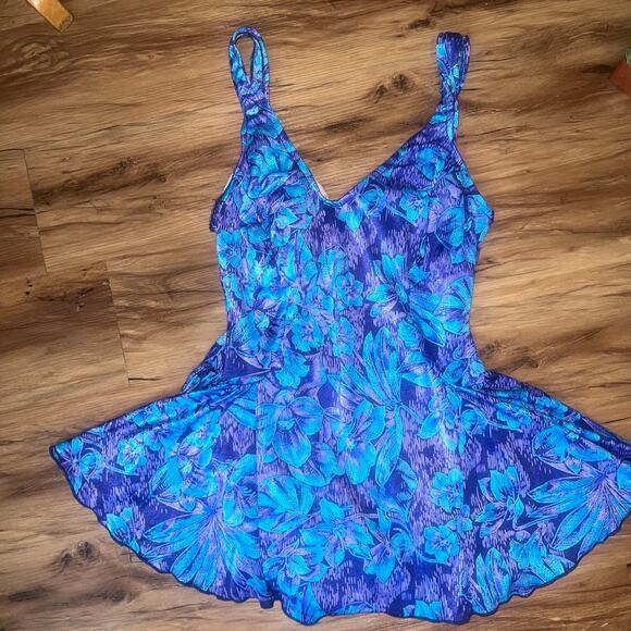 Flattering Blue Purple Floral Vintage One Piece Skirted Swim Suit Size 12 - Picture 1 of 11
